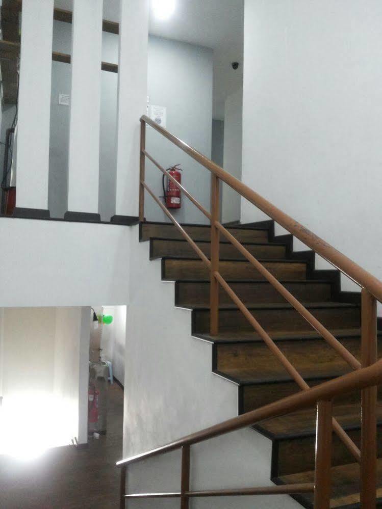 Hotel Viva Klang Luaran gambar